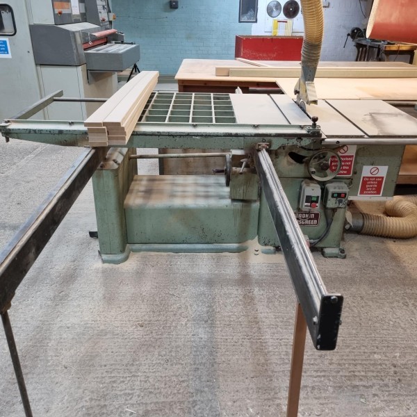 Wadkin+Sliding+table+saw-OJ6qrzmyAI.jpg